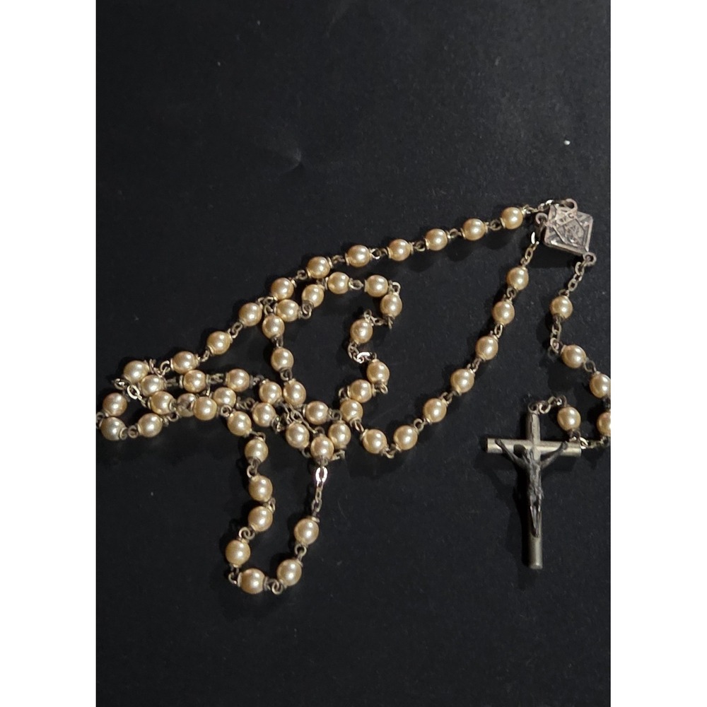 Rosary Unisex OS Cream Vintage Faux Pearl Italy Crucifix Prayer Beads